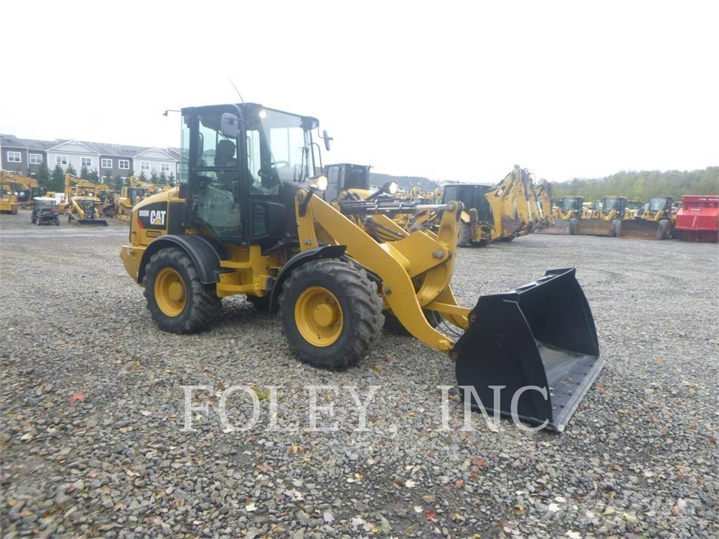 CAT 908M Rataslaadurid