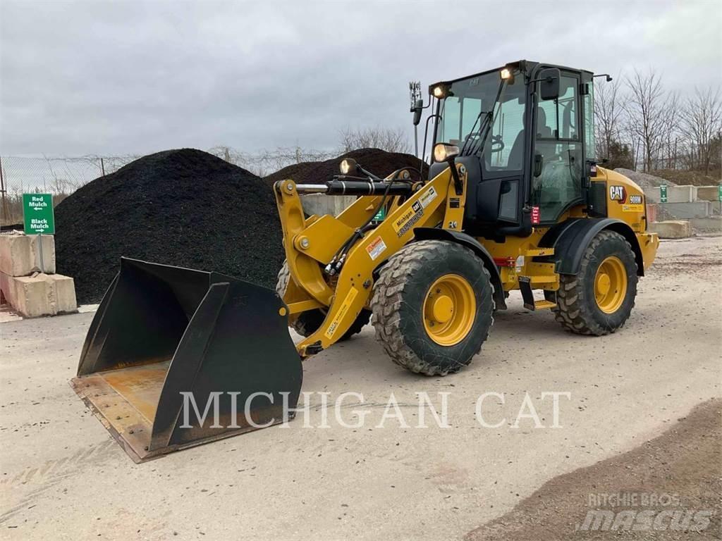 CAT 908M ARW Rataslaadurid