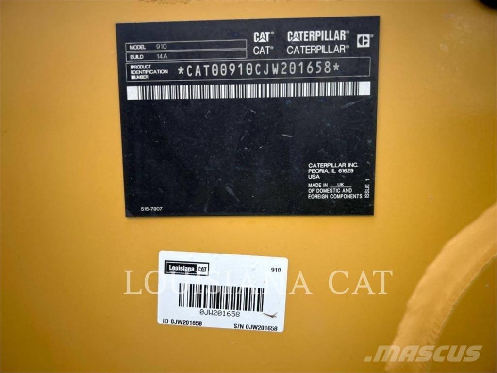CAT 910 Rataslaadurid