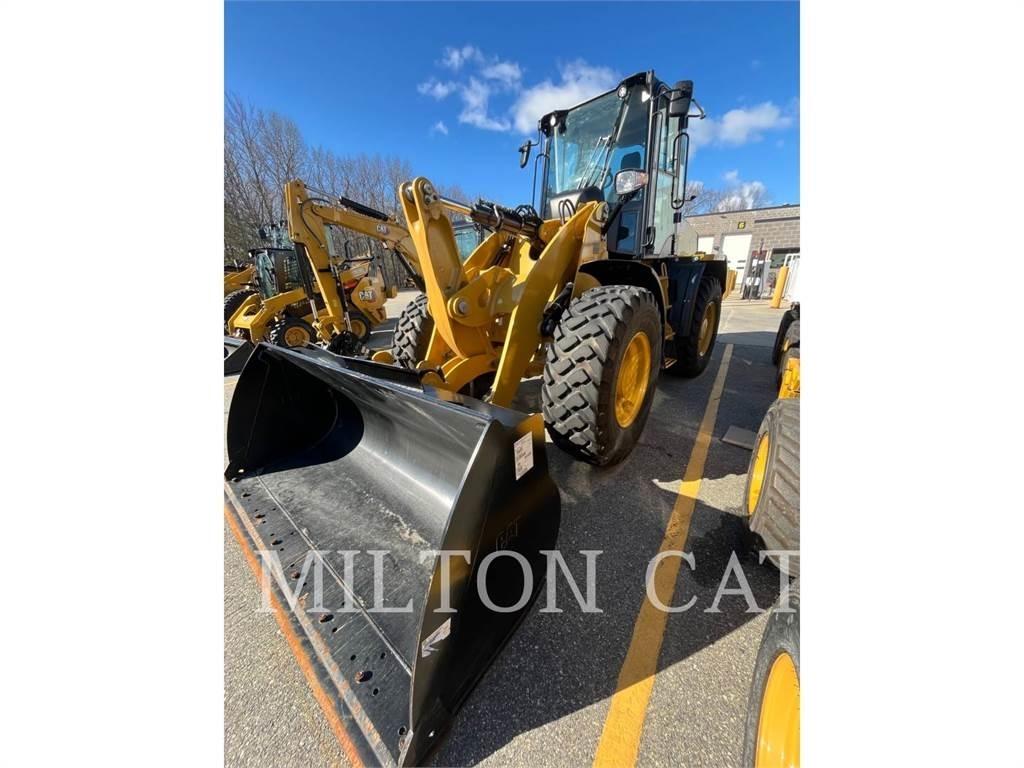 CAT 914 Rataslaadurid