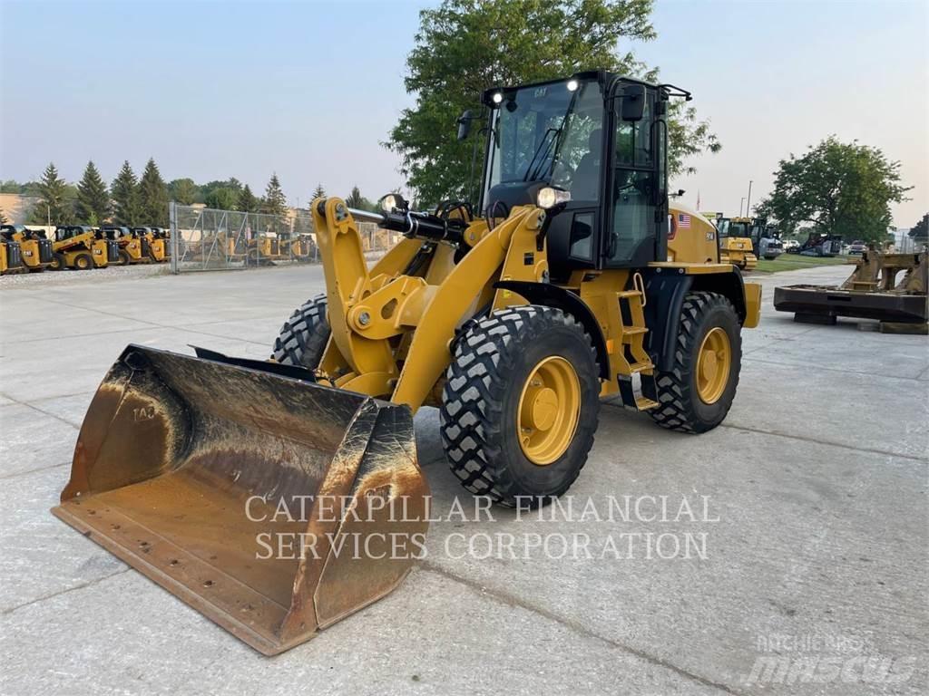 CAT 91414 Rataslaadurid