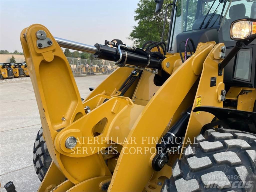 CAT 91414 Rataslaadurid