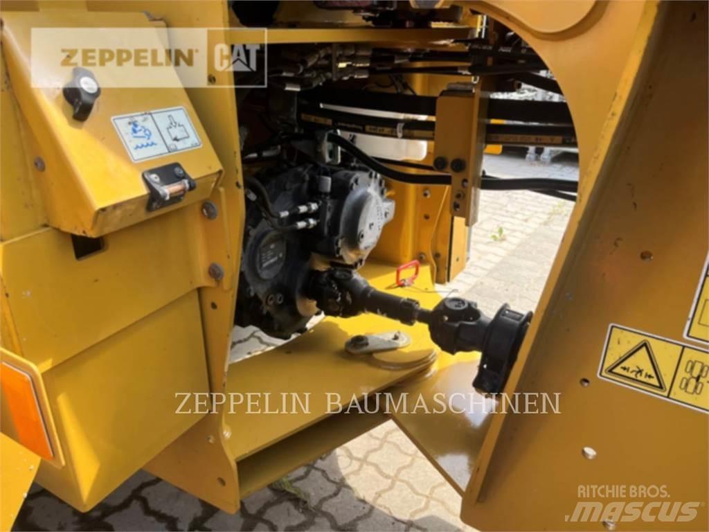 CAT 918M Rataslaadurid