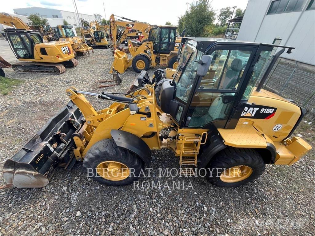 CAT 918M Rataslaadurid