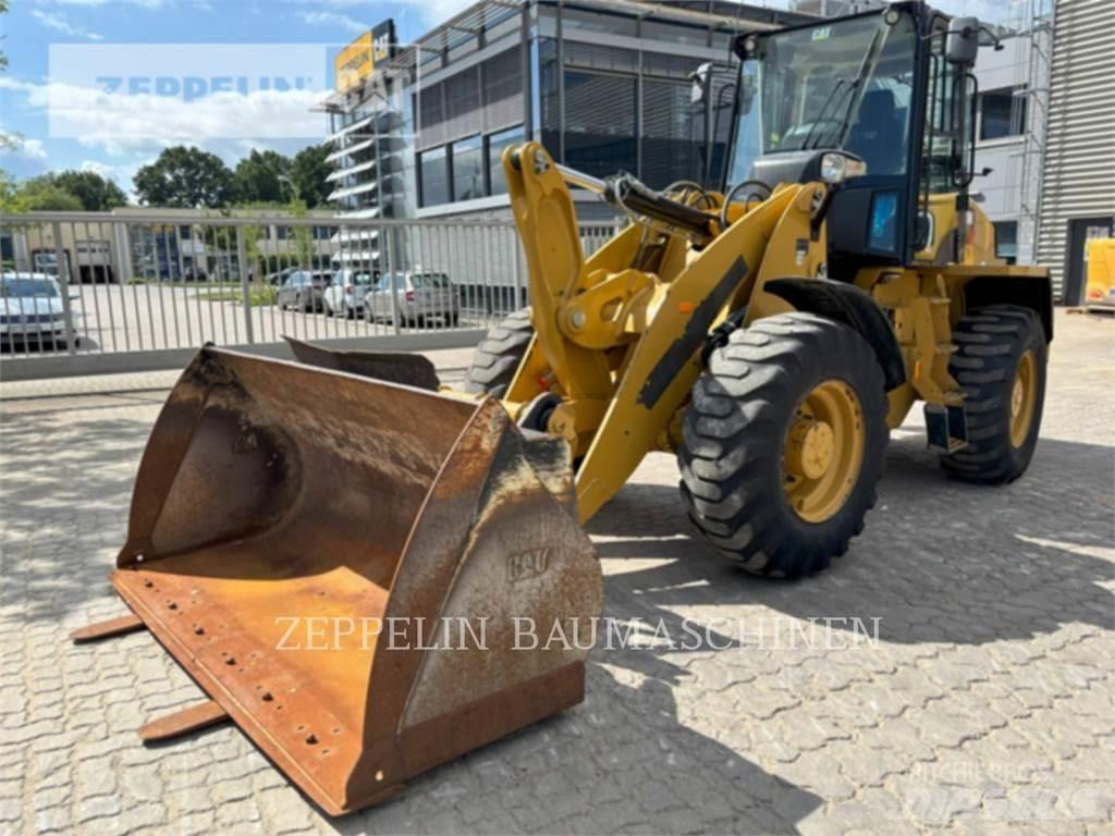 CAT 918M Rataslaadurid