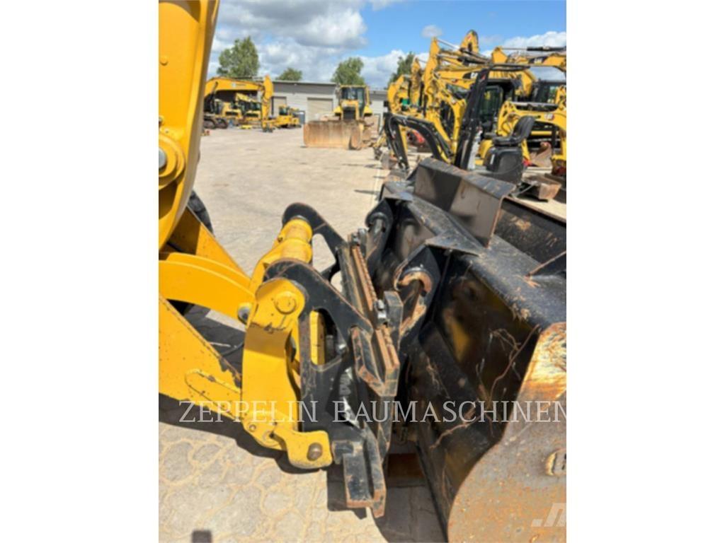 CAT 918M Rataslaadurid