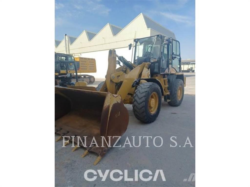 CAT 918M Rataslaadurid