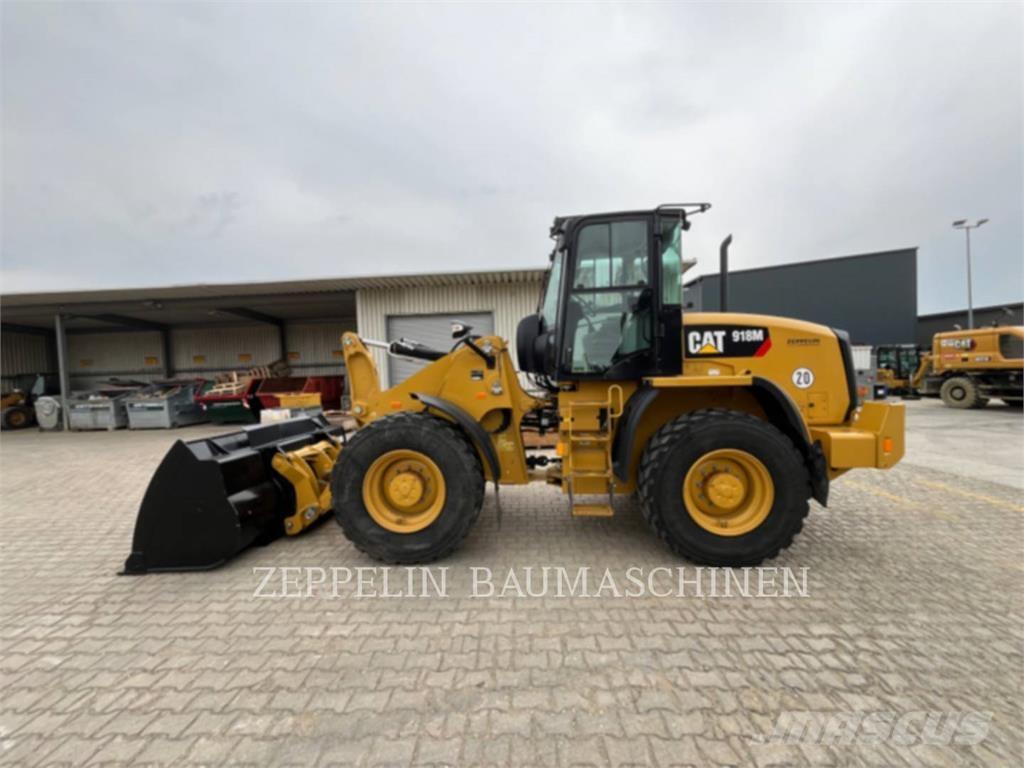 CAT 918M Rataslaadurid