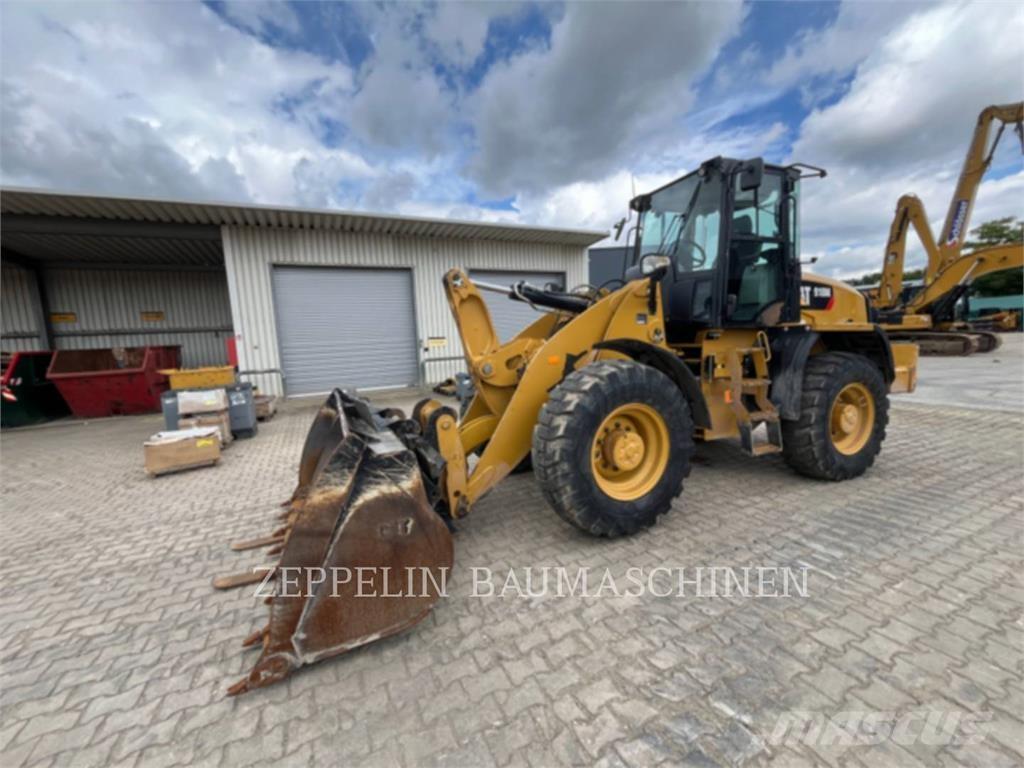 CAT 918M Rataslaadurid