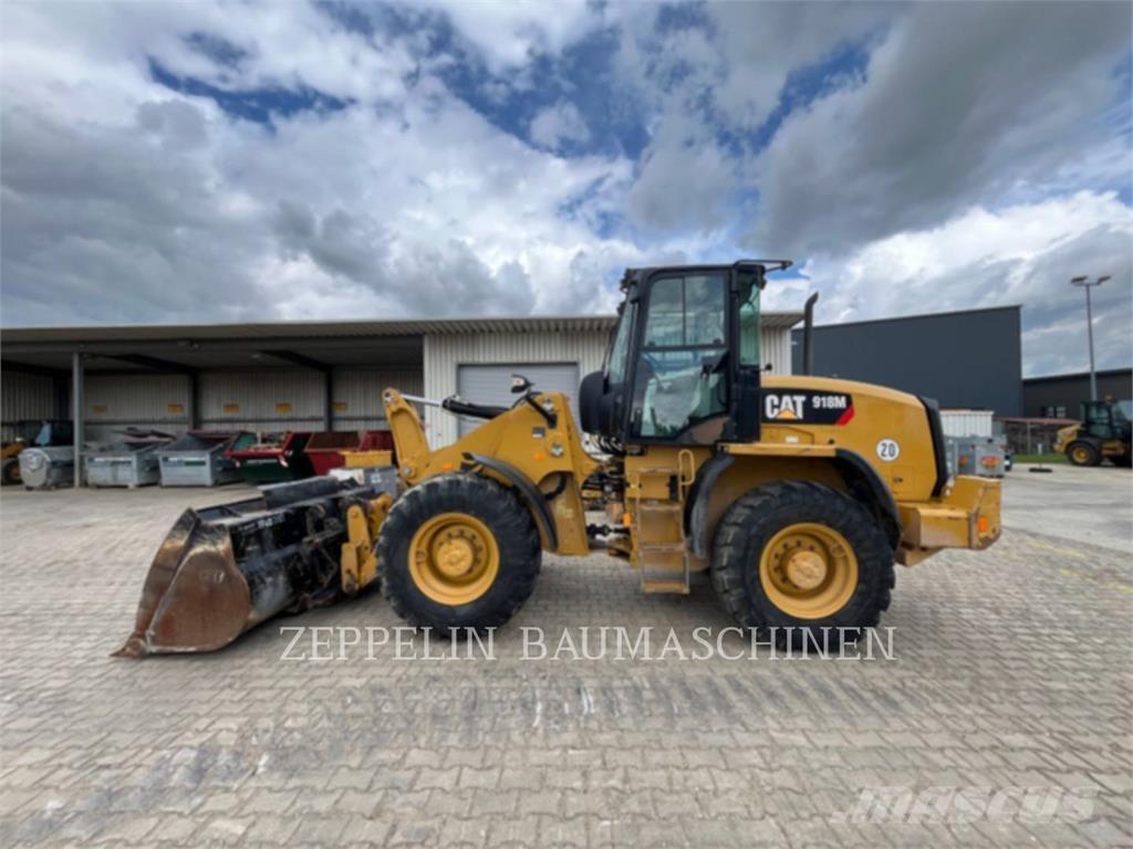 CAT 918M Rataslaadurid