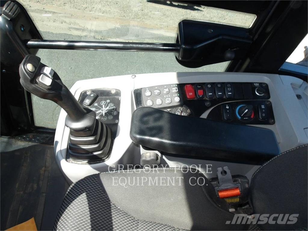 CAT 918M Rataslaadurid