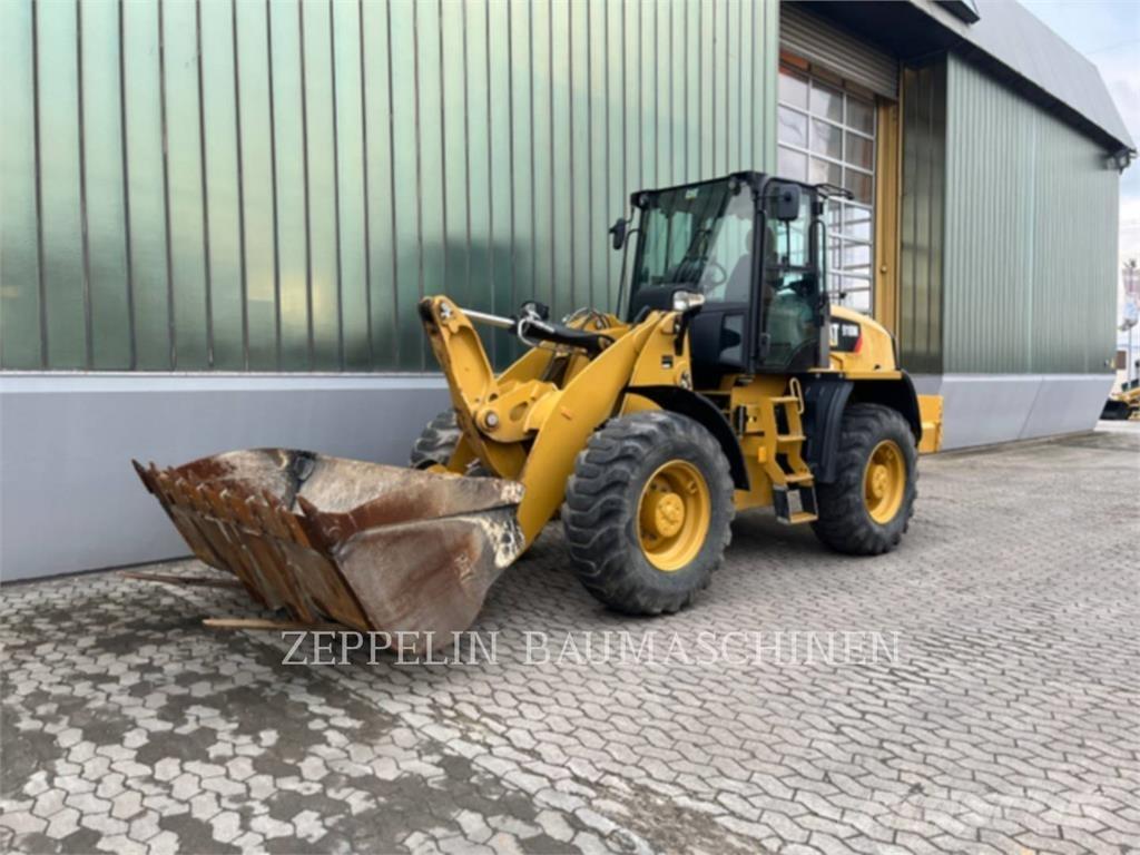 CAT 918M Rataslaadurid