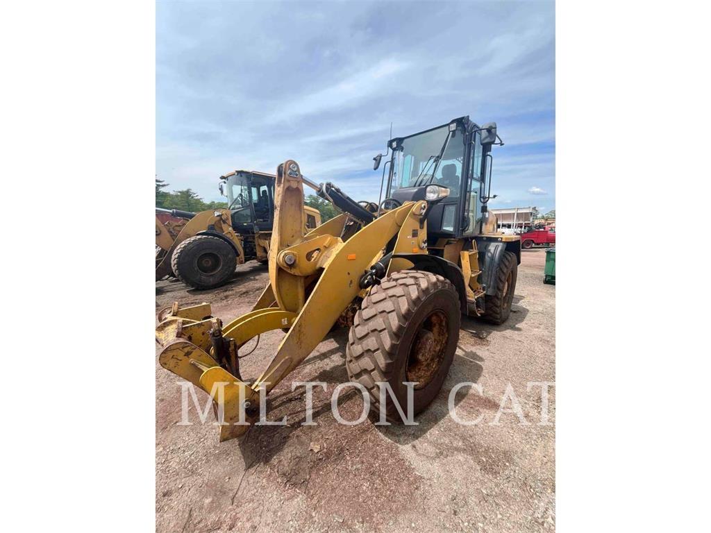 CAT 918M Rataslaadurid
