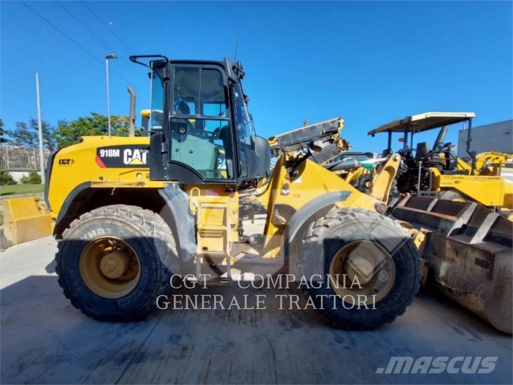 CAT 918M Rataslaadurid