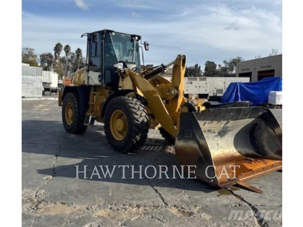 CAT 920 Rataslaadurid