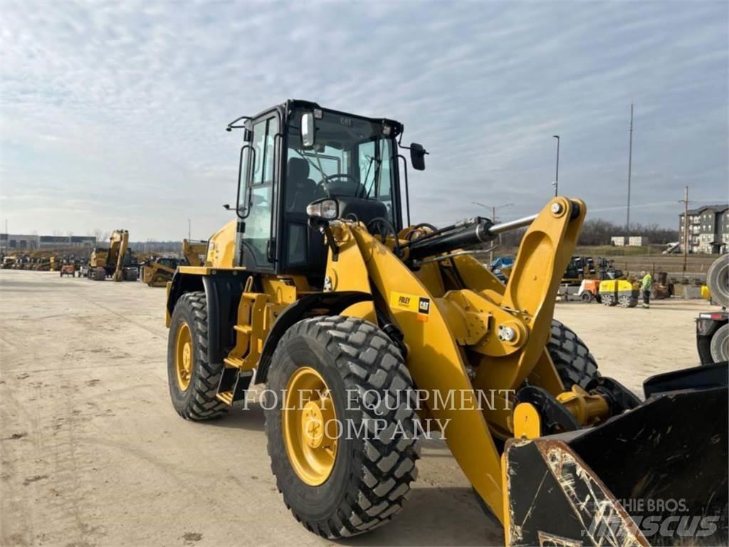 CAT 920-14 Rataslaadurid