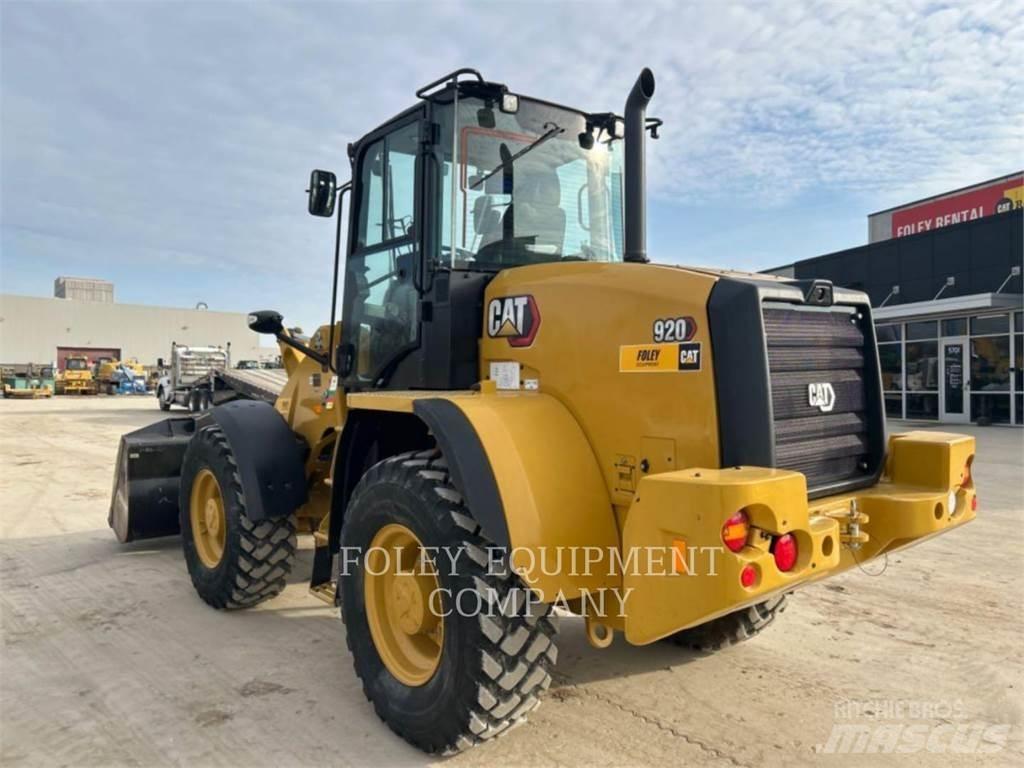 CAT 920-14 Rataslaadurid