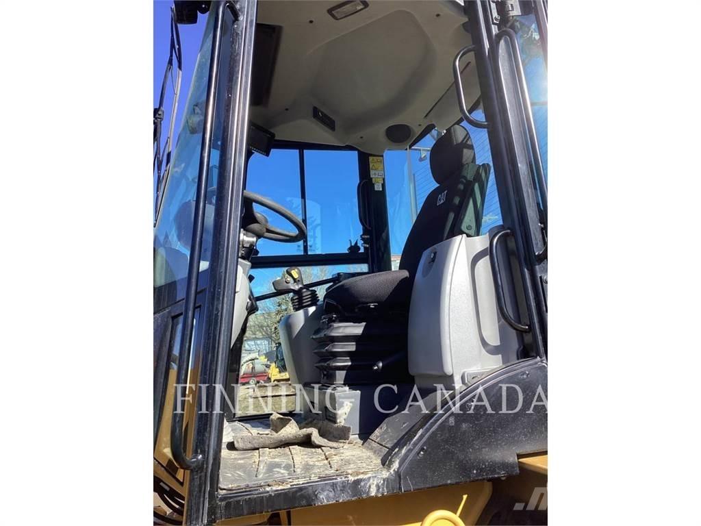 CAT 920-14 Rataslaadurid