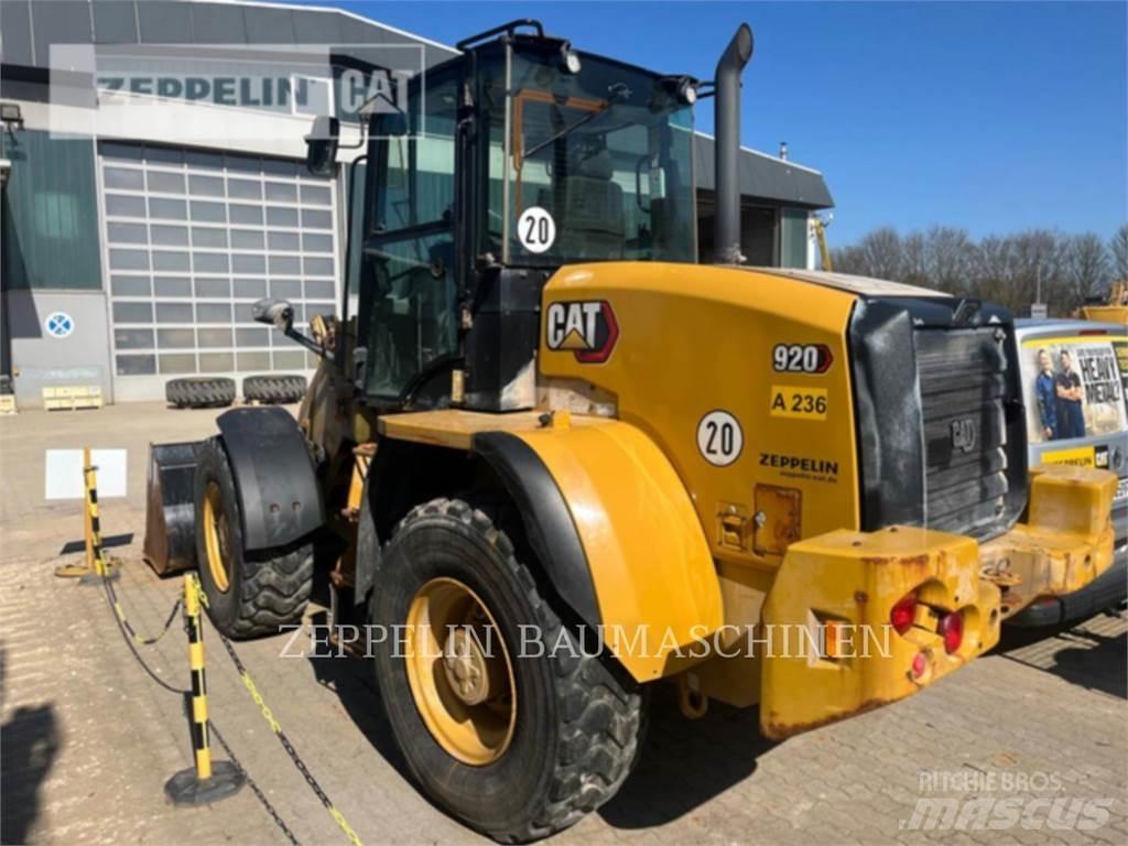 CAT 920-14A Rataslaadurid