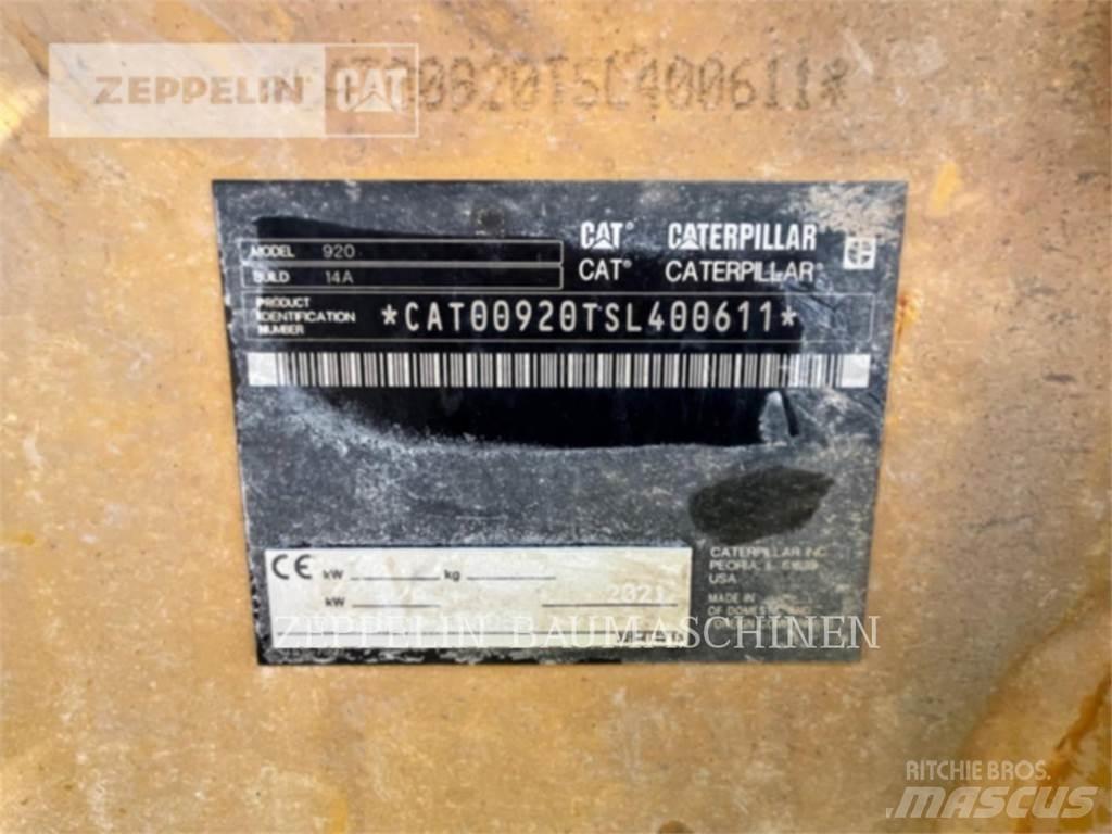 CAT 920-14A Rataslaadurid
