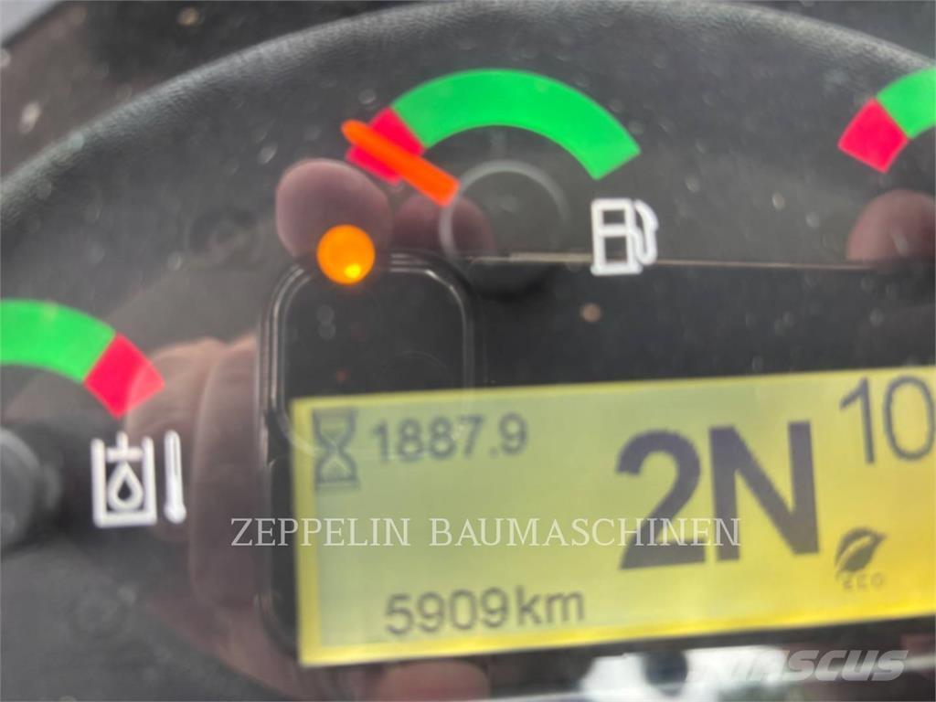 CAT 920-14A Rataslaadurid