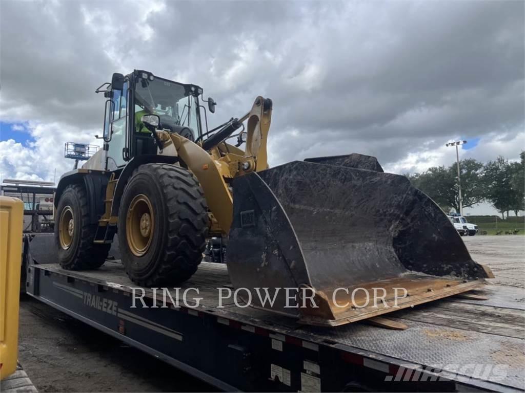 CAT 920 FQC Rataslaadurid
