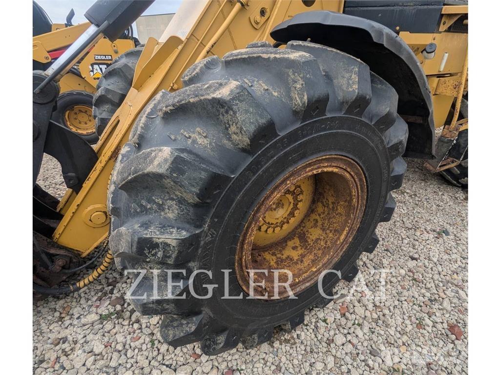 CAT 924G Rataslaadurid