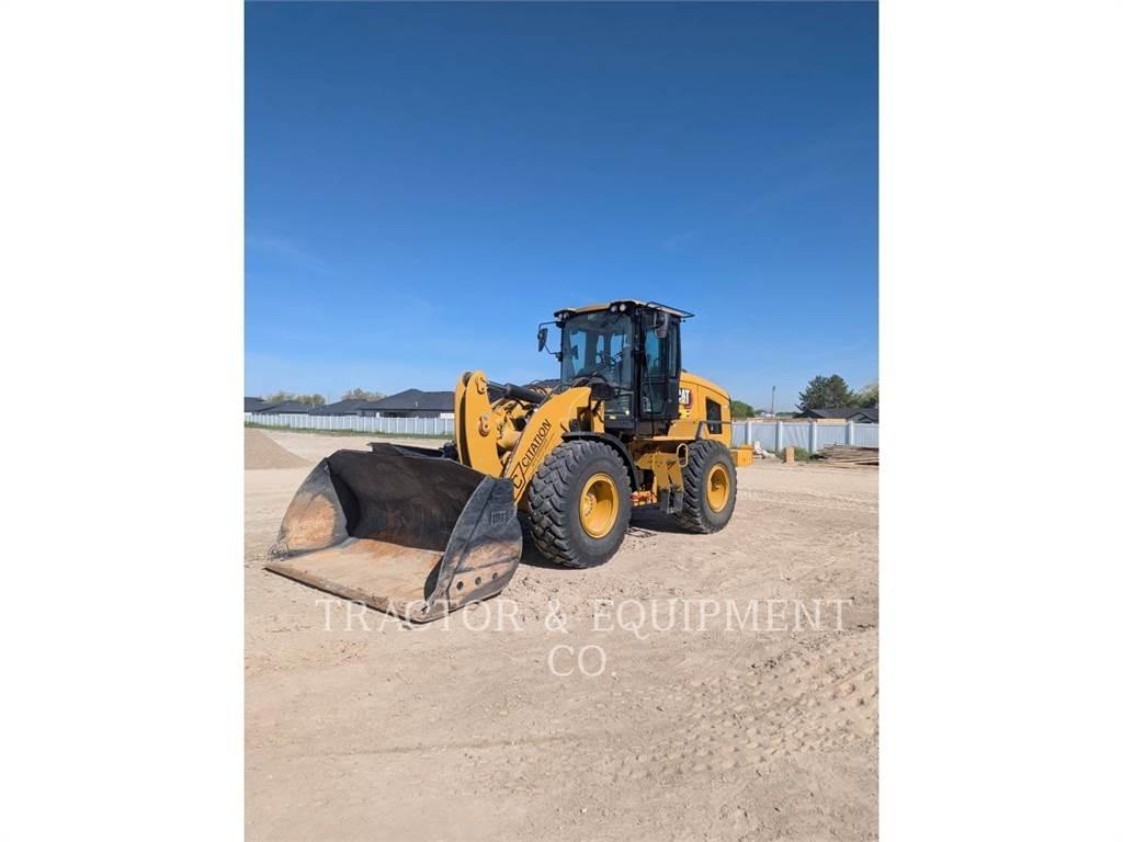 CAT 926 Rataslaadurid