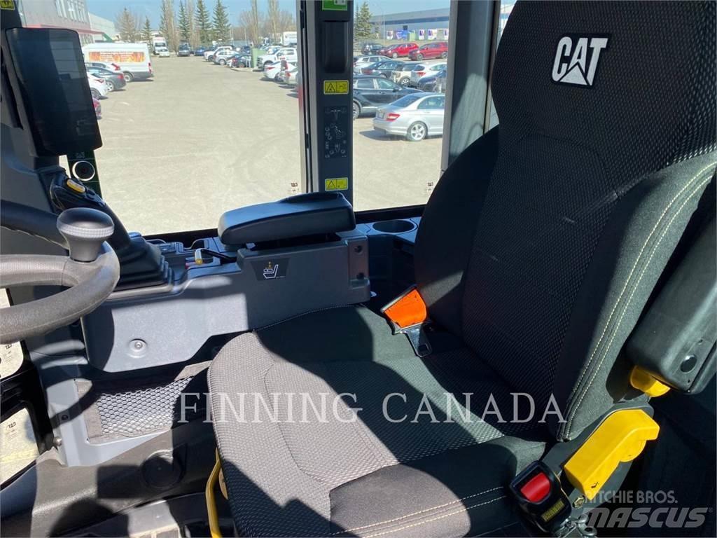 CAT 926-14 Rataslaadurid