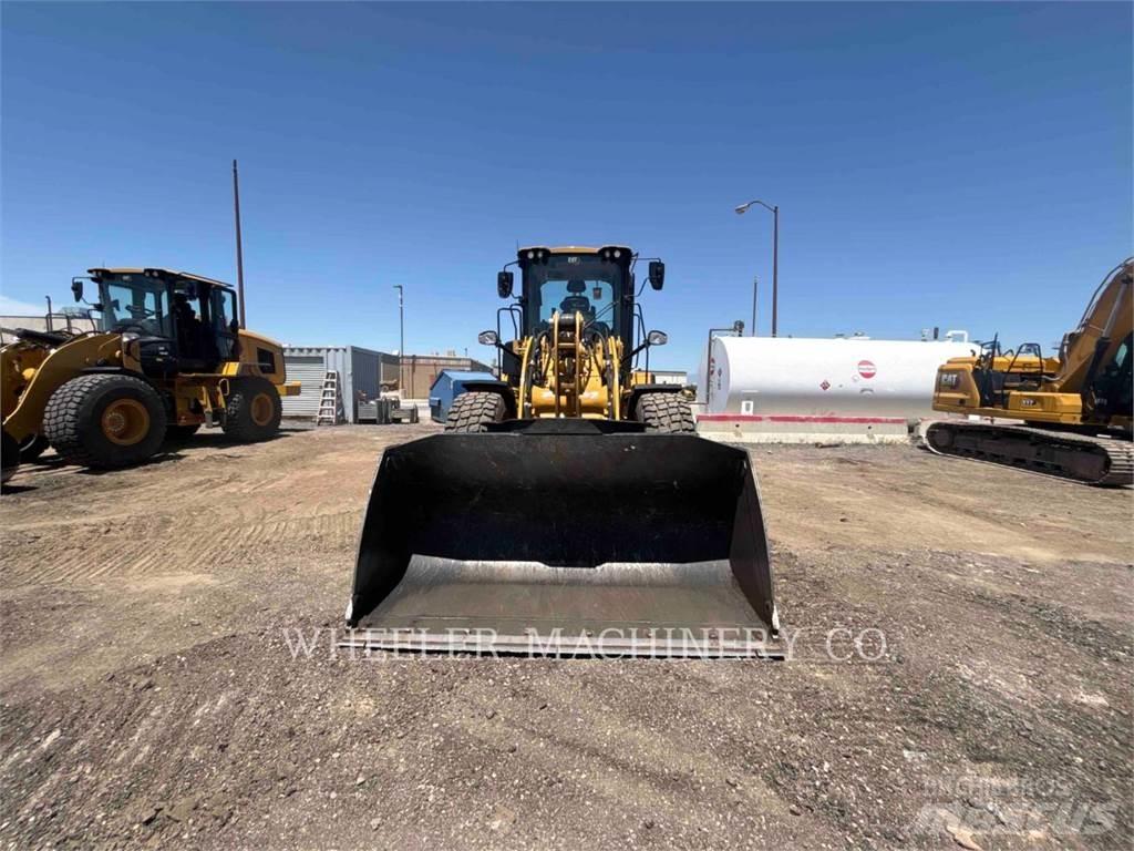 CAT 926 QC 3V Rataslaadurid