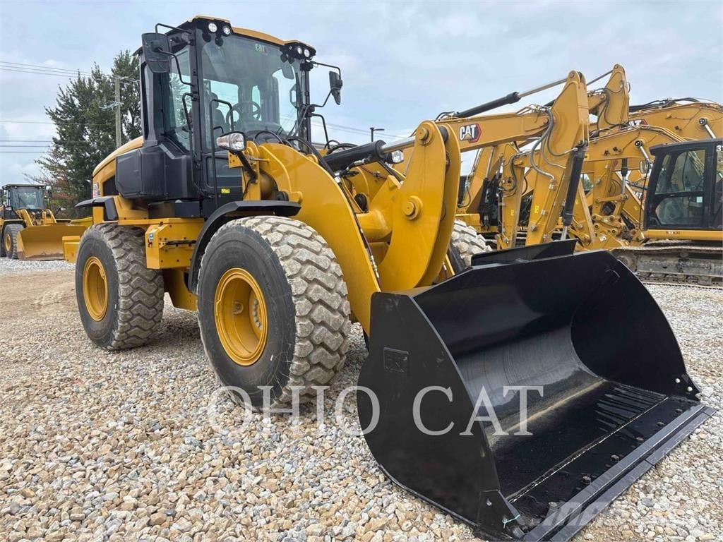 CAT 92614 Rataslaadurid