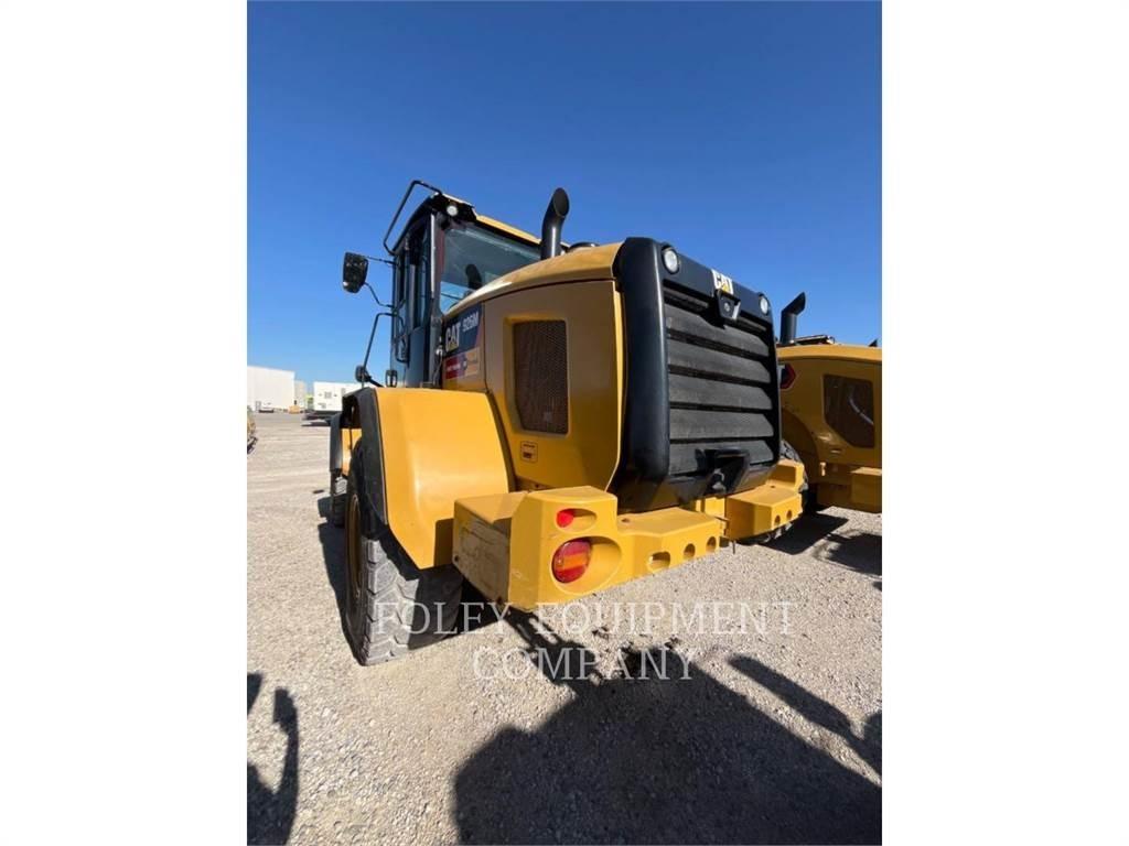 CAT 926M Rataslaadurid