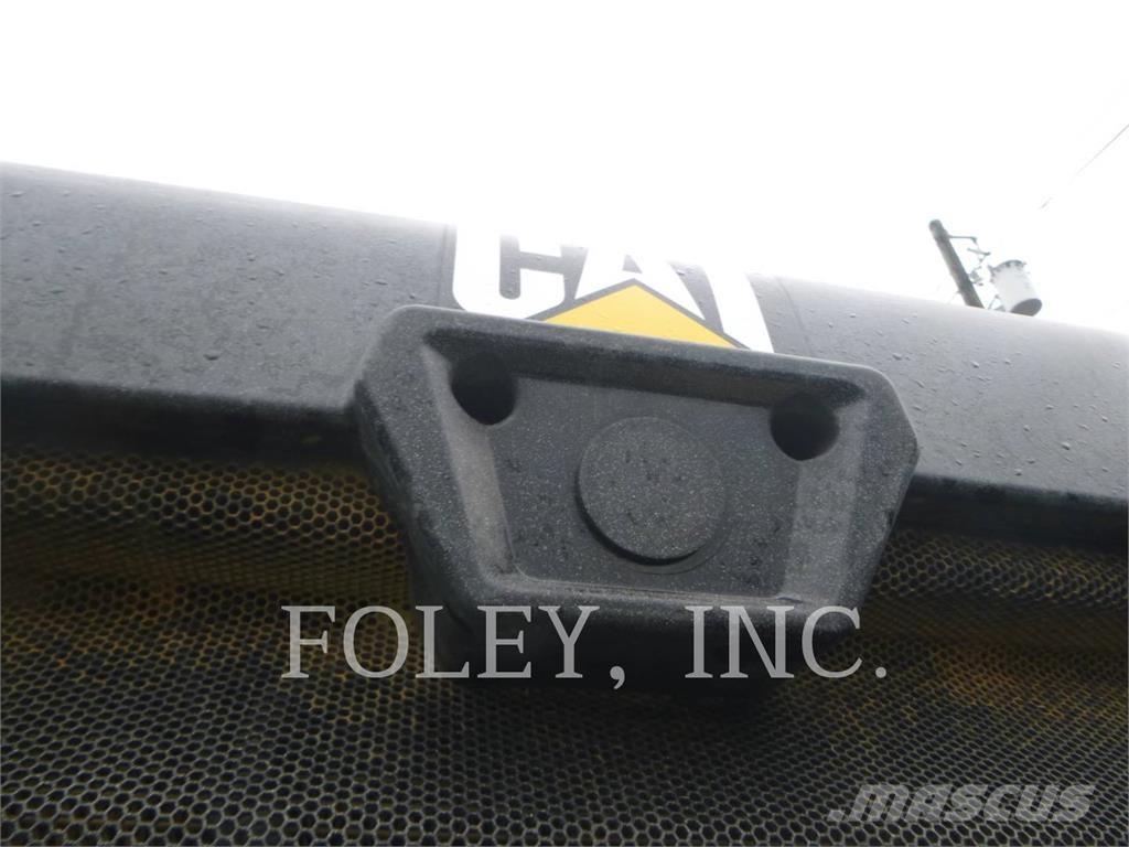 CAT 926M Rataslaadurid