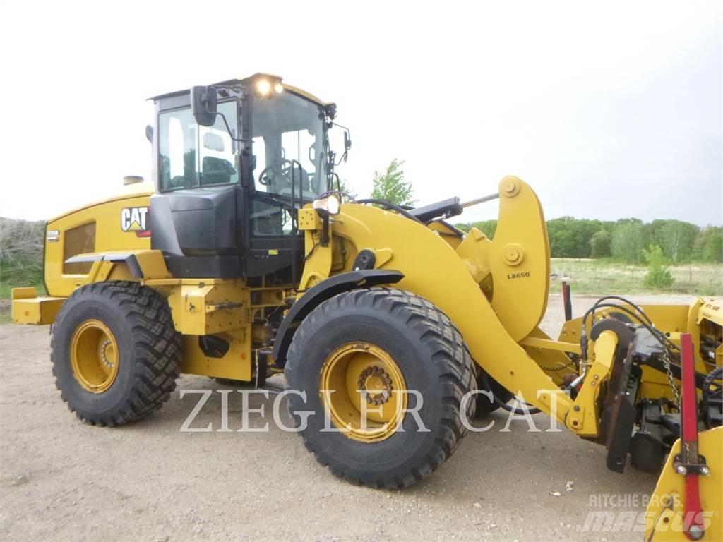 CAT 926M Rataslaadurid