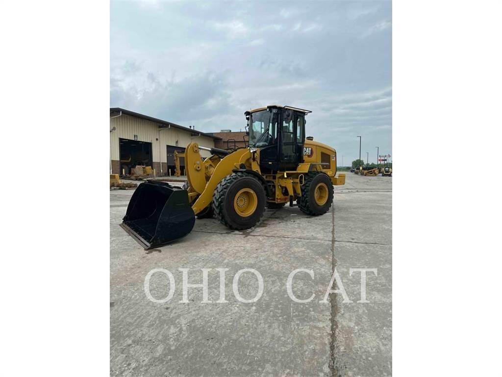 CAT 926M Rataslaadurid