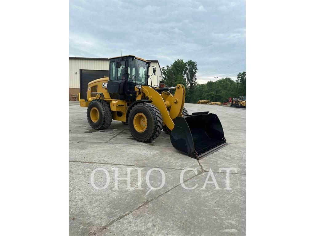 CAT 926M Rataslaadurid