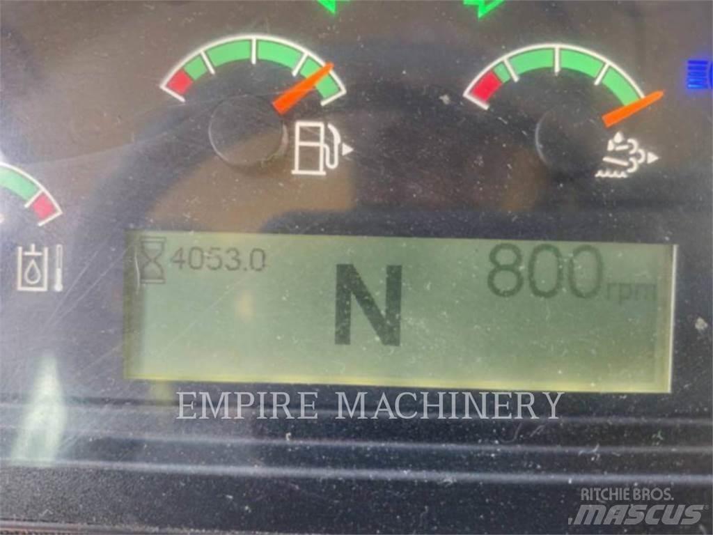 CAT 926M Rataslaadurid