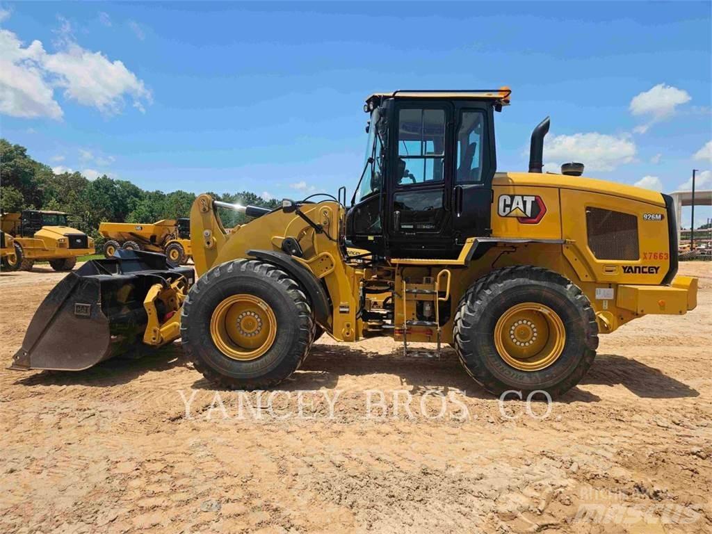 CAT 926M Rataslaadurid