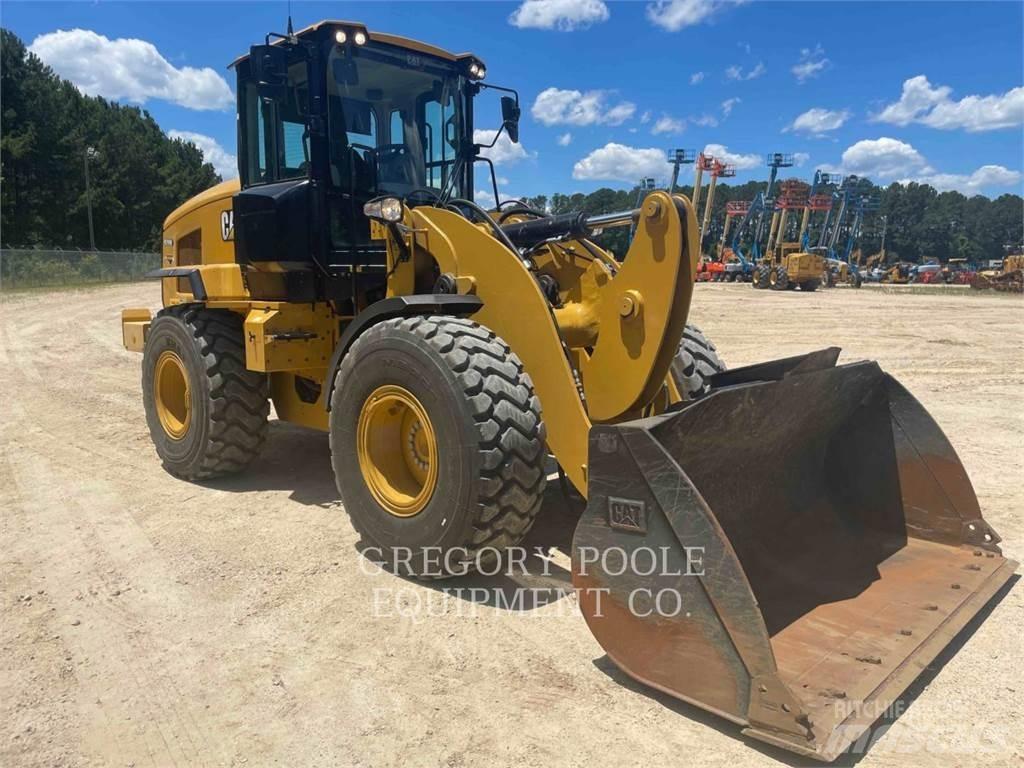 CAT 926M Rataslaadurid
