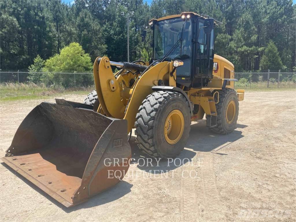 CAT 926M Rataslaadurid