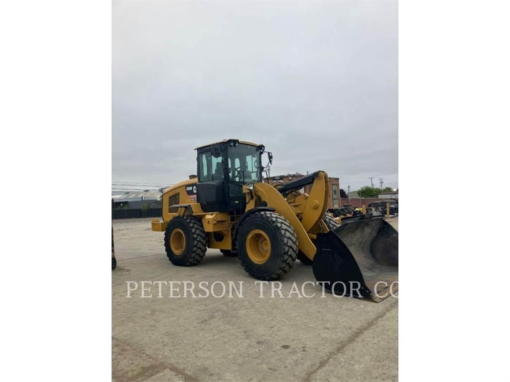 CAT 926M Rataslaadurid