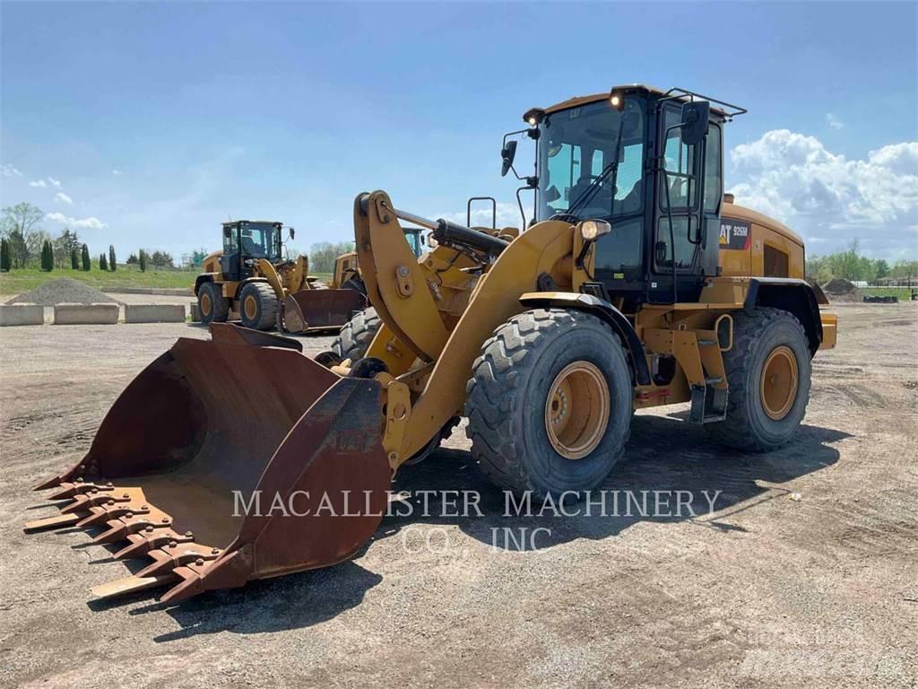 CAT 926M Rataslaadurid