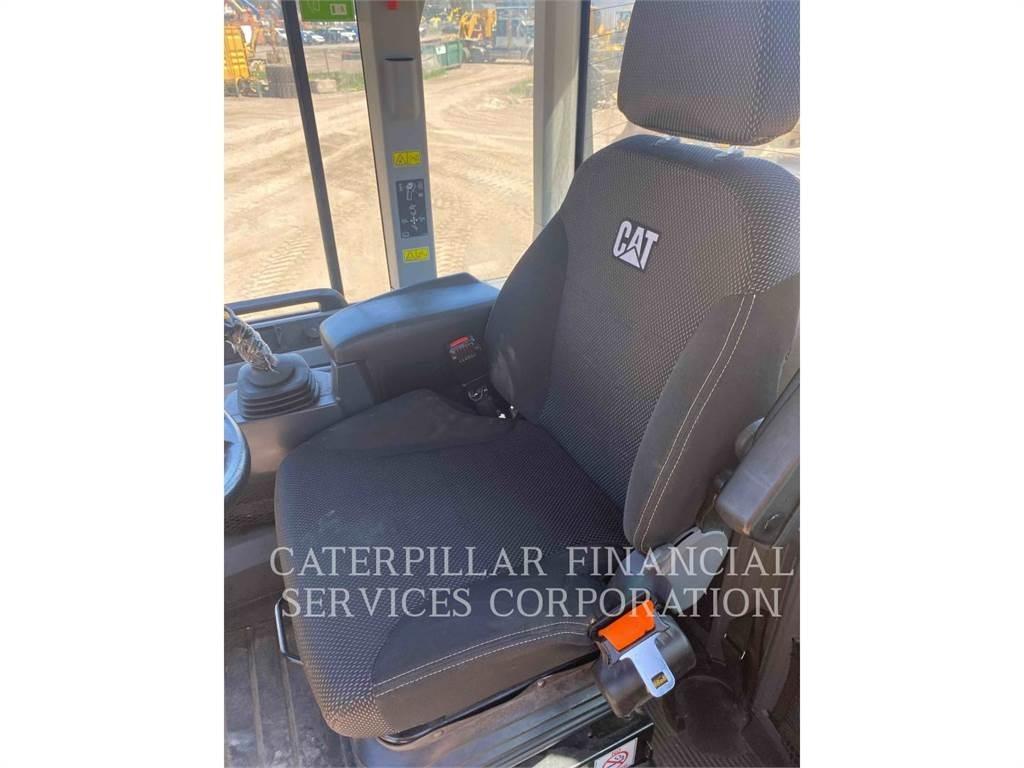 CAT 926M Rataslaadurid