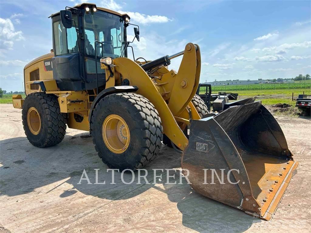 CAT 926M Rataslaadurid