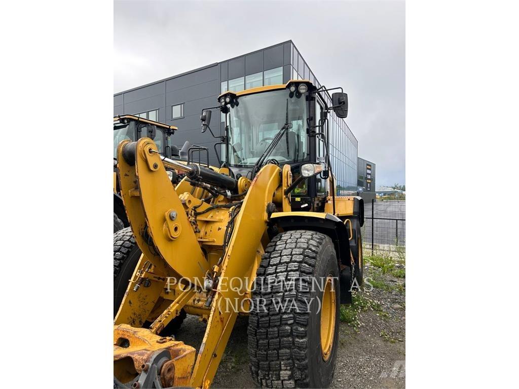 CAT 926M Rataslaadurid