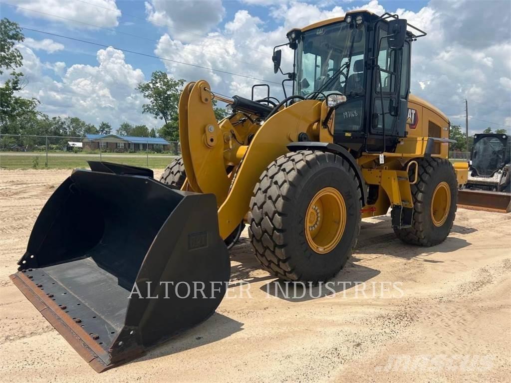CAT 926M Rataslaadurid