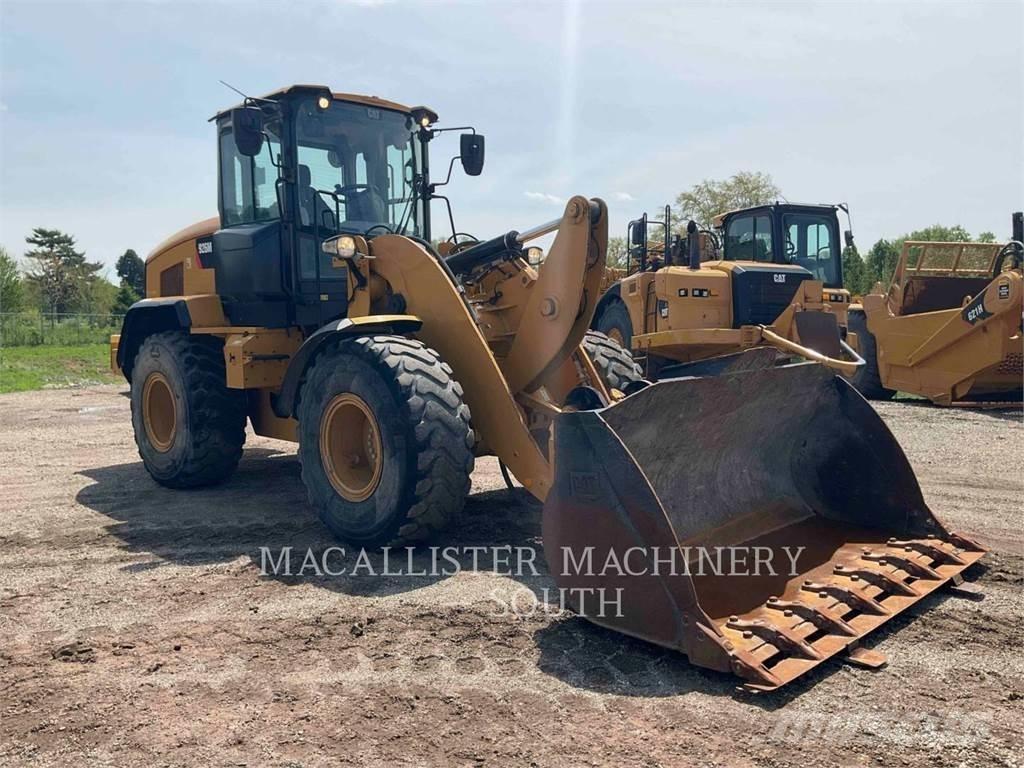 CAT 926M Rataslaadurid