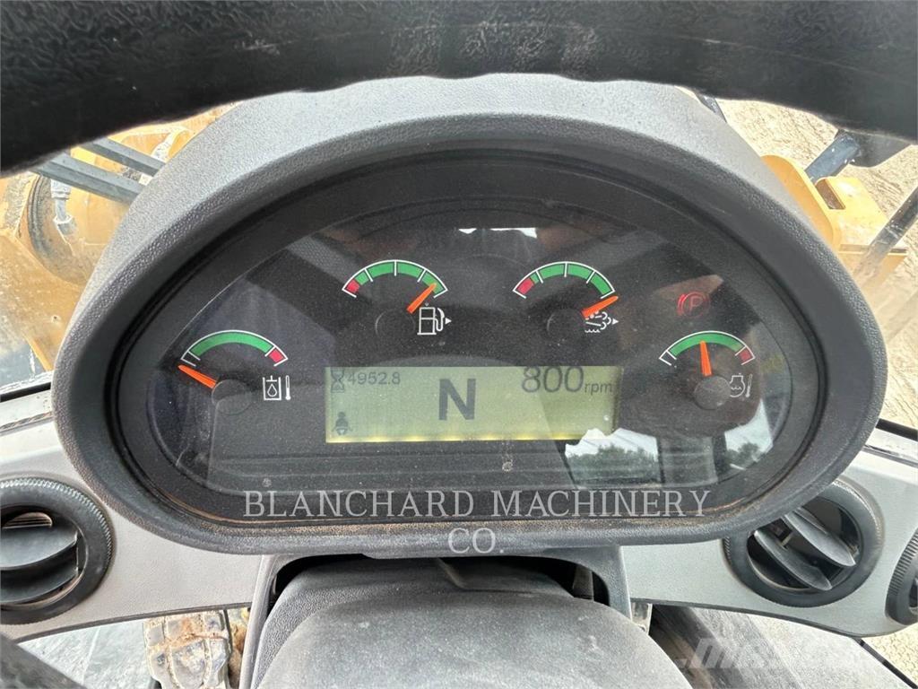 CAT 926M Rataslaadurid