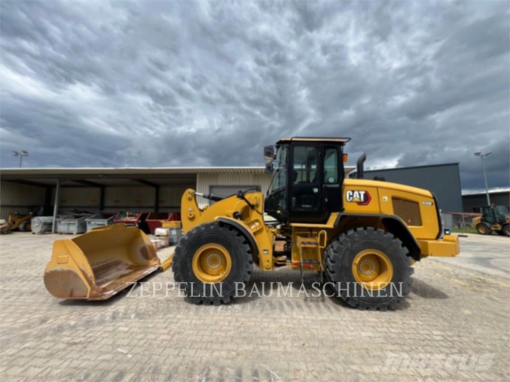 CAT 926M Rataslaadurid