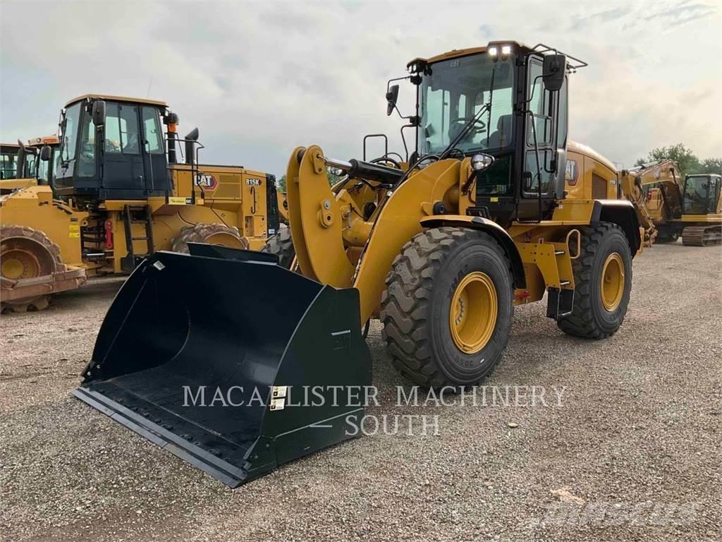CAT 926M Rataslaadurid